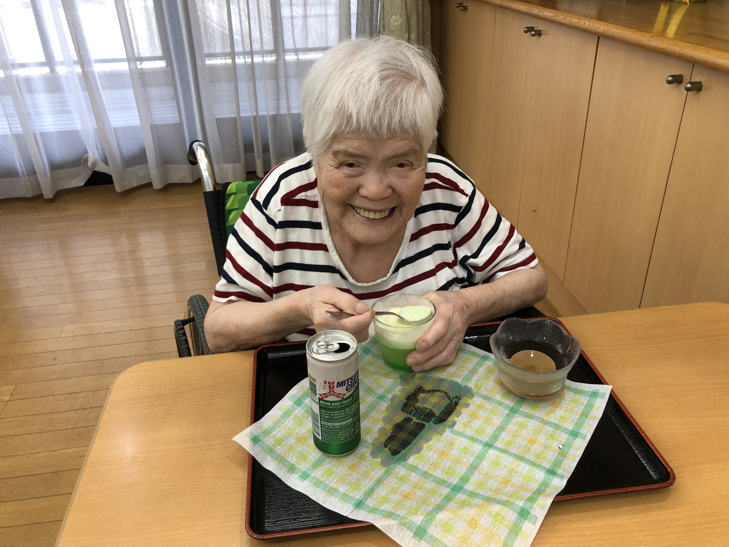【第2ジョイフル江南】涼しく　爽やかな　メロンクリームソーダ