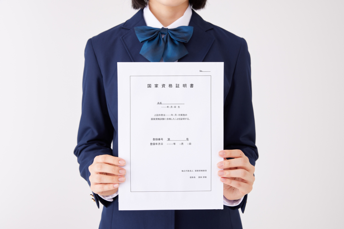 介護職の履歴書：資格の取得日はいつ？合格日・登録日の正しい書き方とは