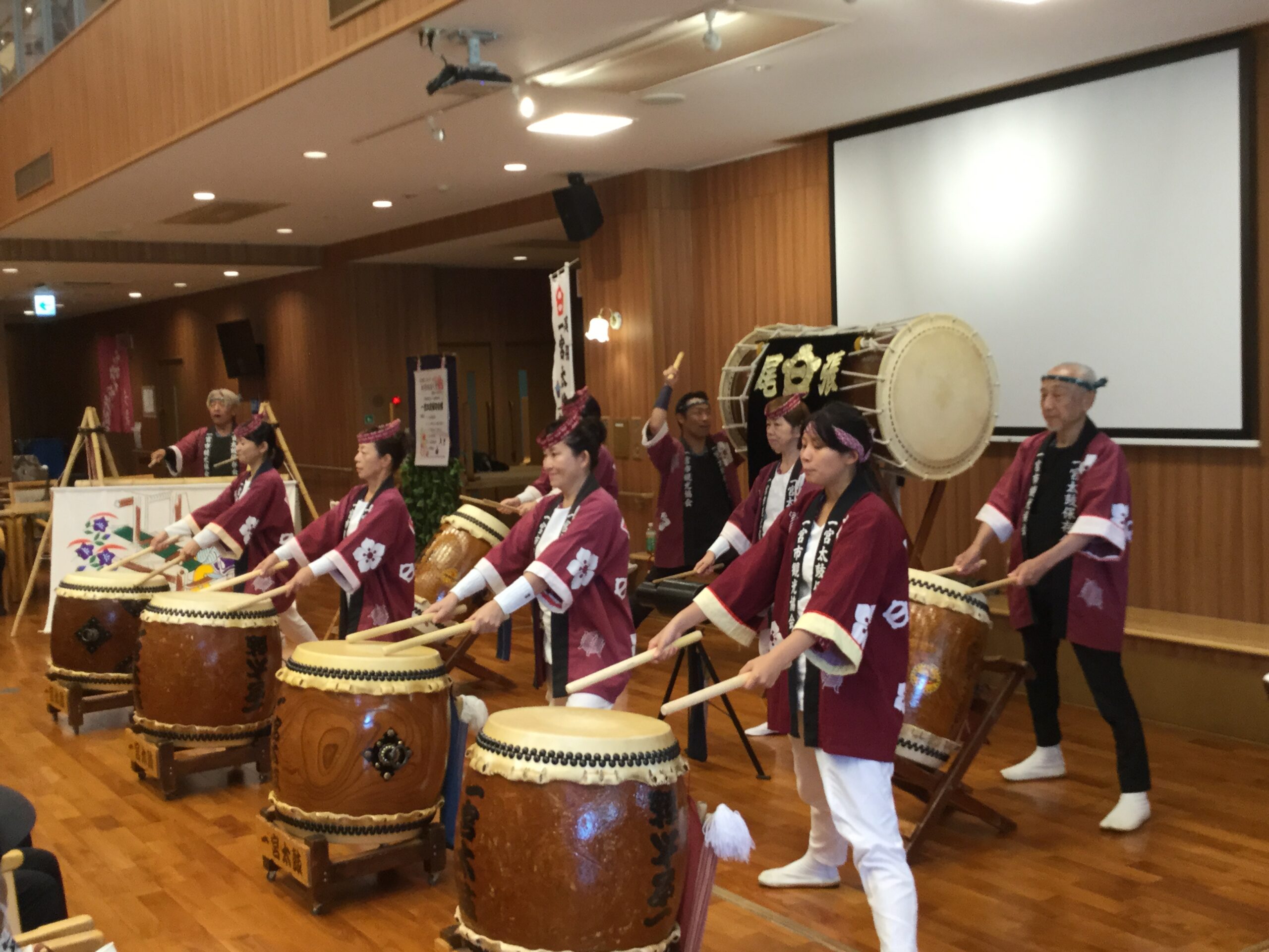 【大型デイ太古の湯】太鼓体験会