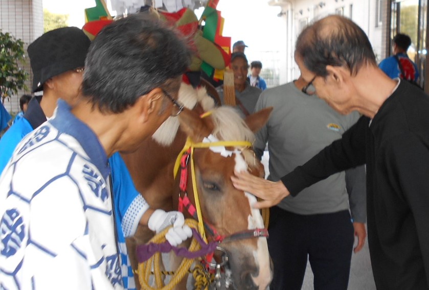 【グループホーム　ジョイフル布袋　　秋祭りに参加しました】