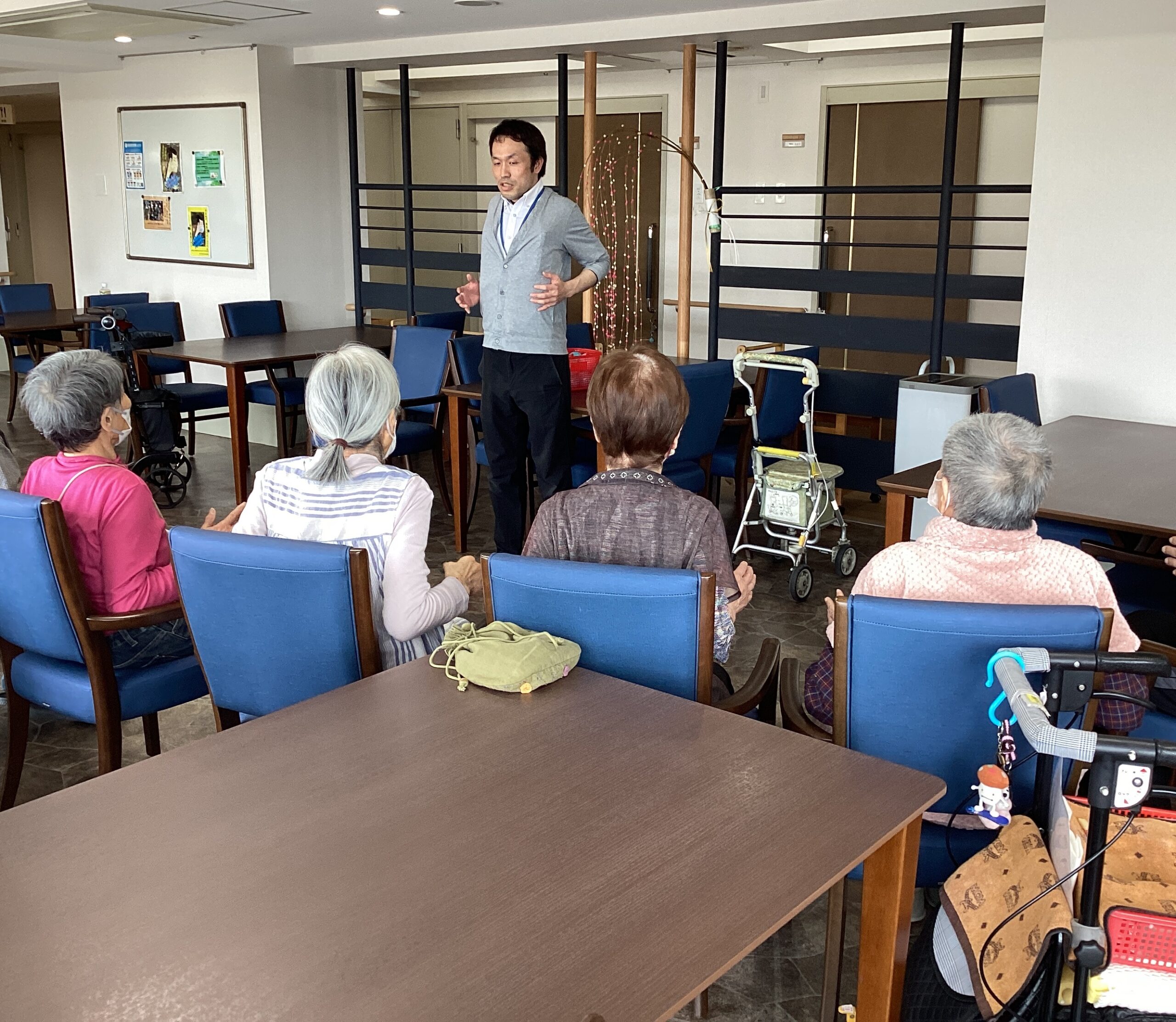 【大型デイサービスセンターサンサンリゾート太古の湯】今年も体操教室を開催しました。