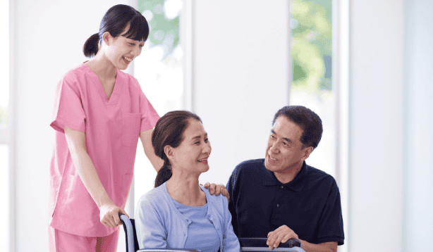 新人介護士でも大丈夫！ご家族対応と信頼づくりのポイントのサムネイル